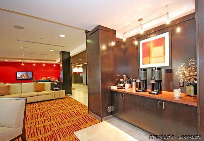 Courtyard Greensboro Airport Ngoại thất bức ảnh