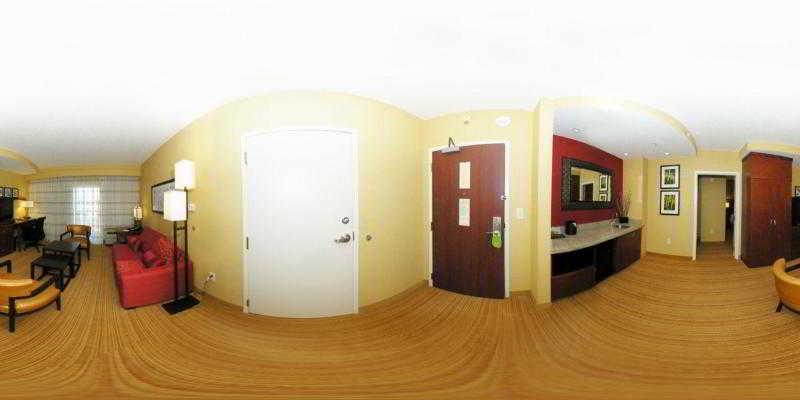 Courtyard Greensboro Airport Ngoại thất bức ảnh